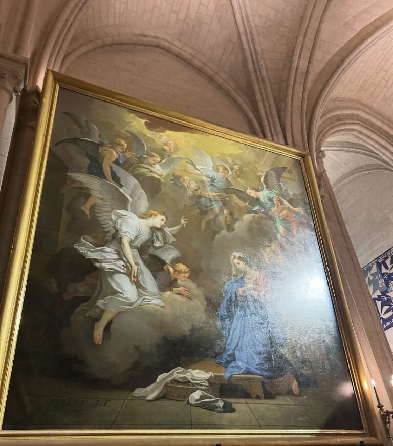 painting inside the notre dame cathedral paris